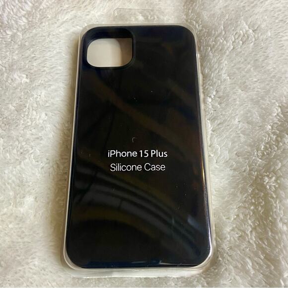 iPhone 15 Pro Silicon Cases Black and Pink ✨ FREE SCREEN PROTECTOR - Picture 2 of 3